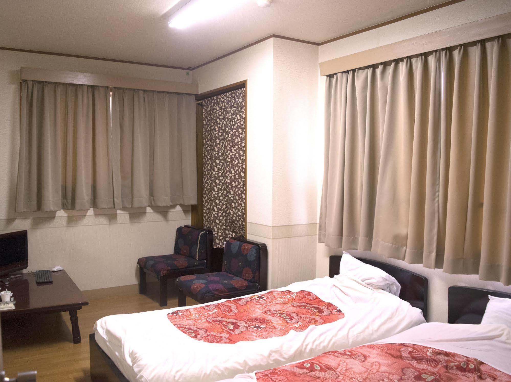 Yamabe Hotel Tenri Exterior photo