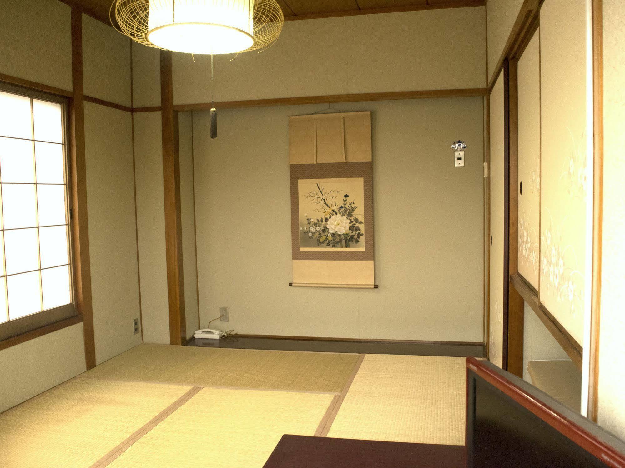 Yamabe Hotel Tenri Exterior photo