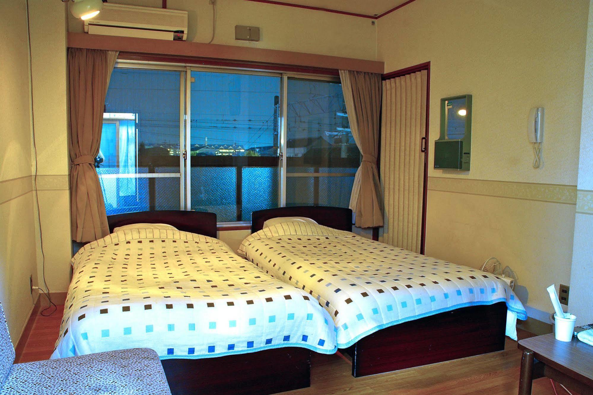 Yamabe Hotel Tenri Exterior photo